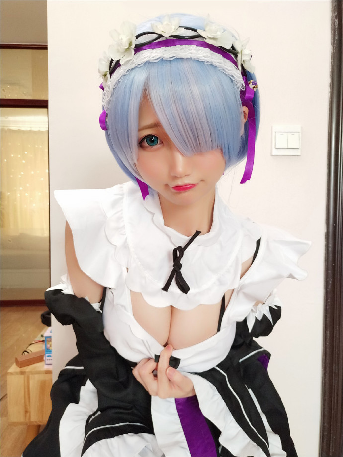 娃娃脸cos博主魔物喵nagisa个人资料和写真集(173套)