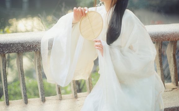 梦吉 经年此往，岁月无间，便有人山人海，都是过客 唯美清新美少女图气质妹子古风汉服文化美女照