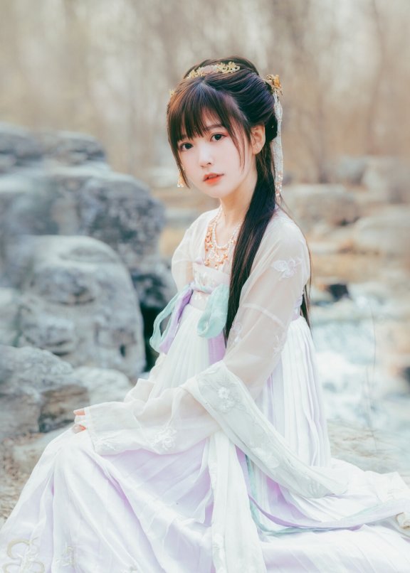 叶初婳唯美清新美少女白衣美女图 气质妹子古风汉服文化长发写真照