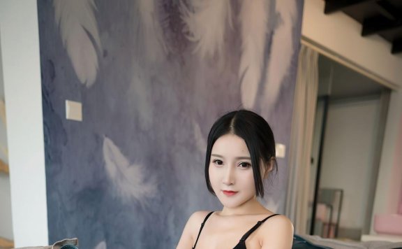 新人@林煊煊 – 90后嫩模微博coser全部作品[写真合集]